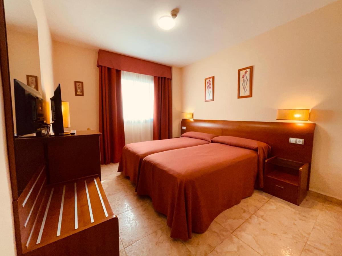 Torrijos Hotel เชสเต ภายนอก รูปภาพ